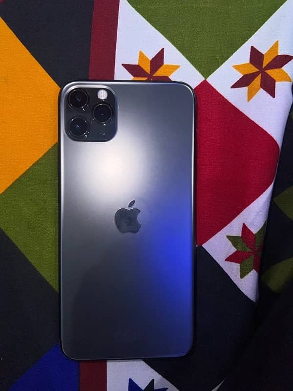 iPhone 11 Pro Max 512GB Non PTA 3