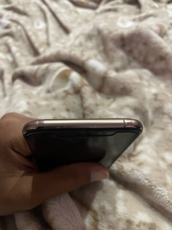 iphone xs urgent sale 5