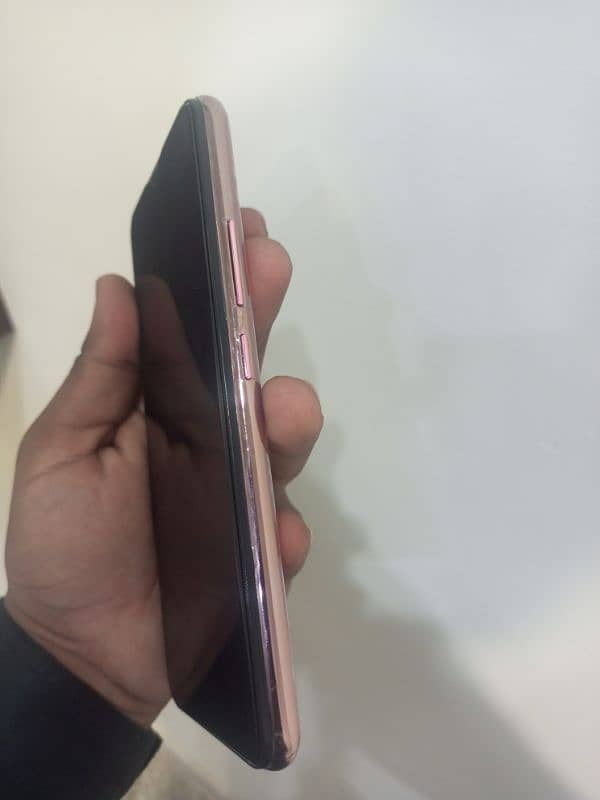 vivo y17 8/256 urgent sale 3