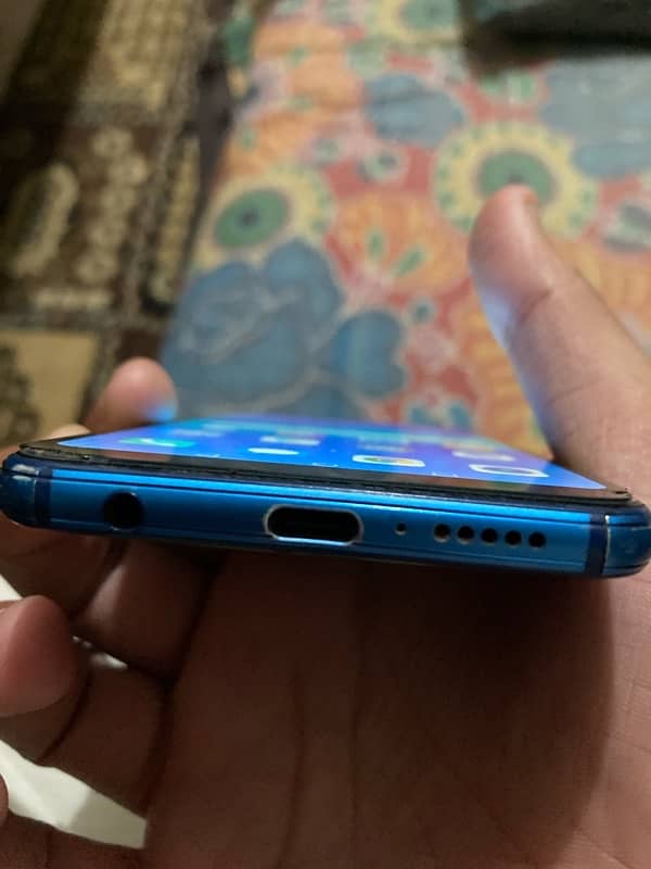 Huawei  P20 lite  offical PTA approved   4 GB  RAM   64 GB storage 1