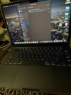 13-inch MacBook Air with M2 chip - Midnight Blue 16gb 500gb 10/10