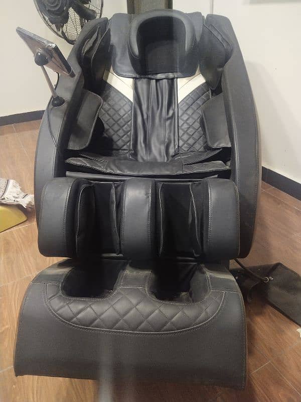 Zero U Classic Massage chair 2