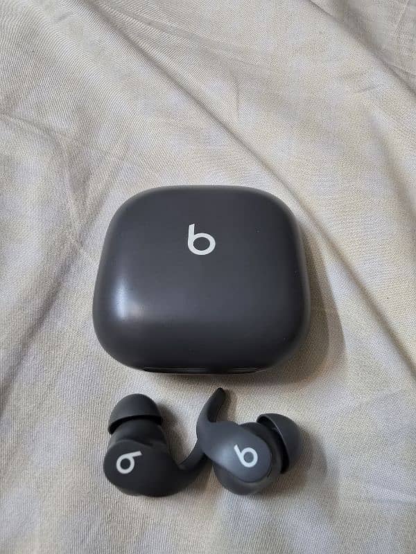 Beats Fit Pro orignal earbuds 2