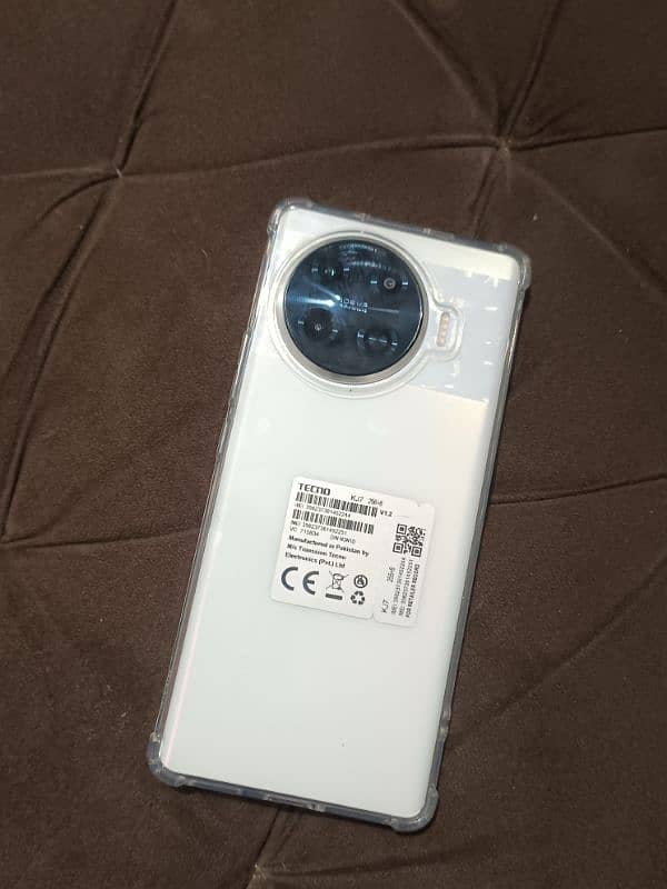 TECNO SPARK 20 pro plus 0