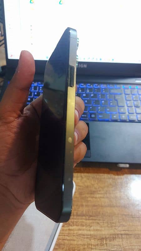 Iphone 13 Pro Max 1TB non pta factory unlocked bought from Australia 2