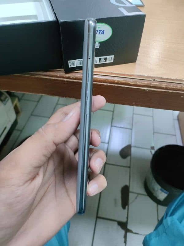 Realme GT Edition 8/128 3