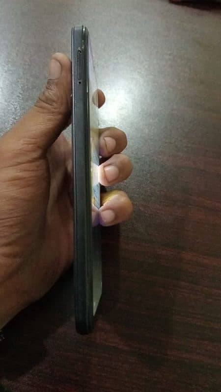 READ FULL ADD*infinix Note 11* Only kit 6/128 glass cracked hai 1