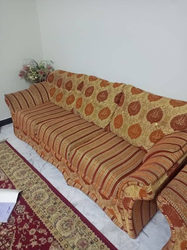 7 seaters sofa set for sale 4