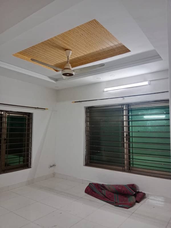 UPPER PORTION FOR RENT G-10/4 3