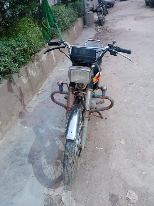 Honda CG 125 model 2021 karachi 1st owner 2