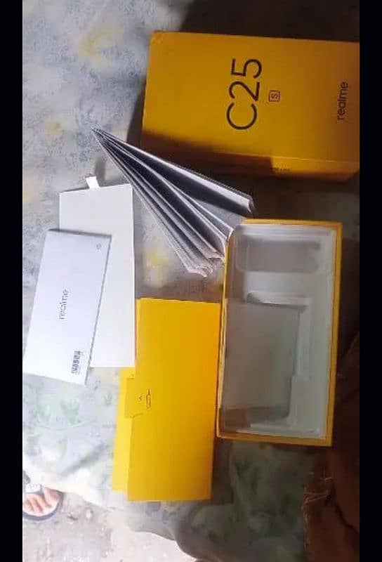 realme C25s not OPEN condition 8/10 with Box Charger Exchange possible 7