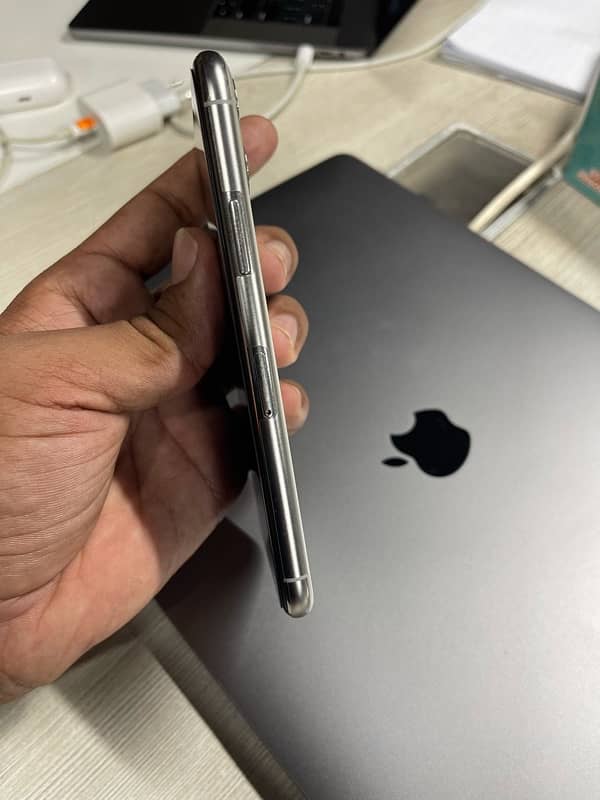 iphone 11 pro pta 5