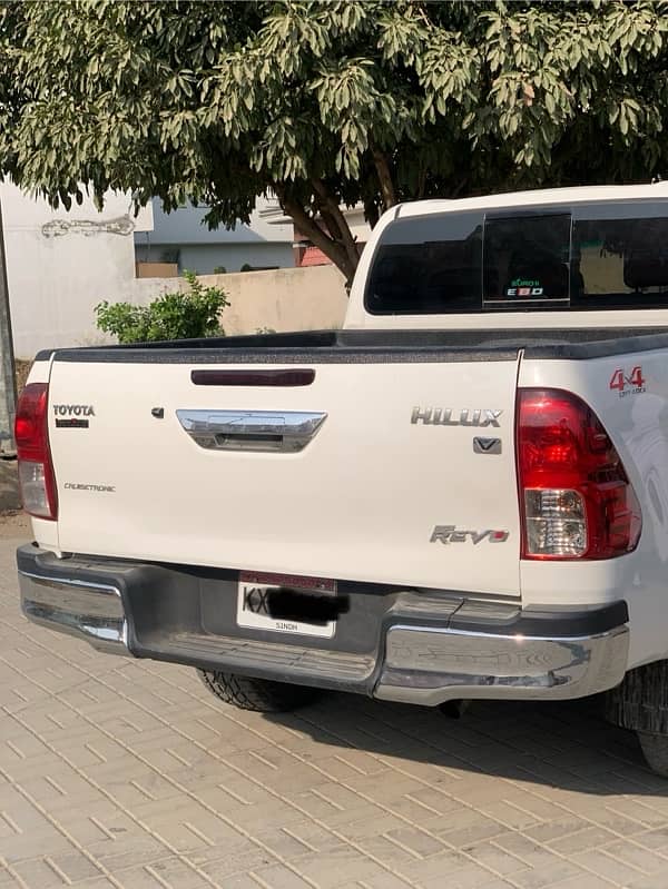 Toyota Hilux 2018 1