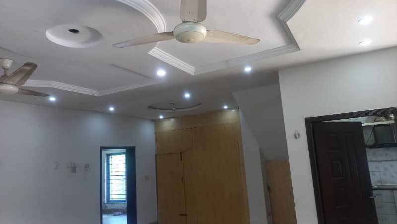 10 MARLA LOWER PORTION EXCELLENT GOOD CONDITION HOUSE FOR RENT IN GULMOHAR BLOCK BAHRIA TOWN LAHORE 1