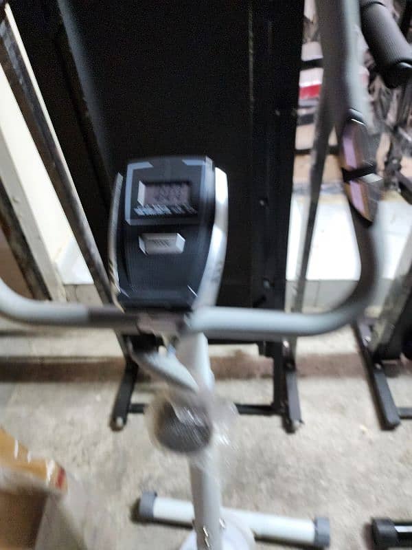 treadmill 0308-1043214/elliptical/spin bike/ recumbent bike/home gym 18