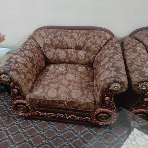 7 Seater Sofa Set Urgnt Sale 0