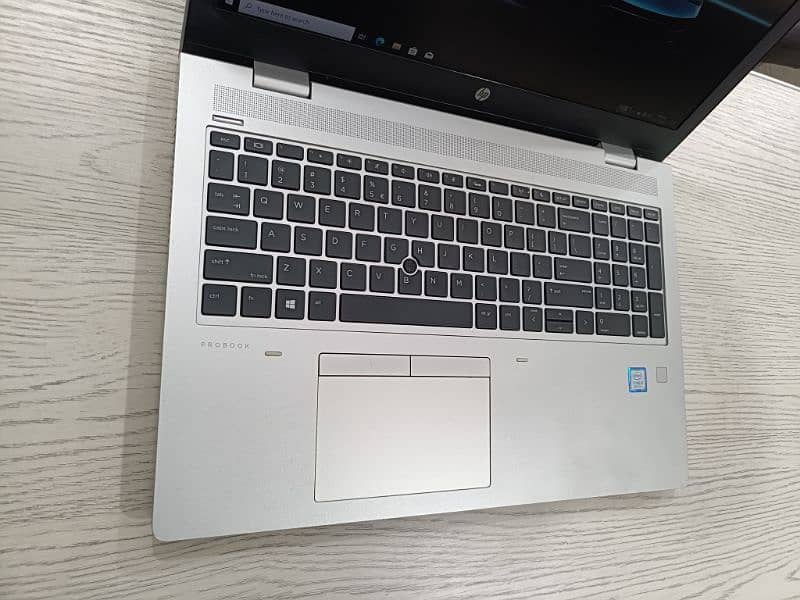 Hp probook 650 g5 core i5 8th gen quadcore 15.6 inch 1080p Numpad 3