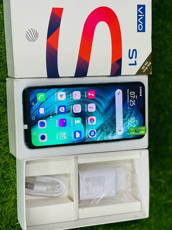 Vivo S1 ( 8gb-256gb ) Super Amoled Display  PTA Approved 5