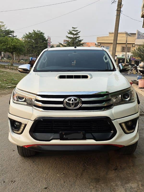 Toyota Hilux 2017 0