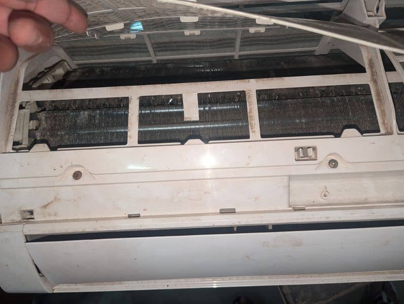 changhong Ruba ac inverter condition 10 by 7 2