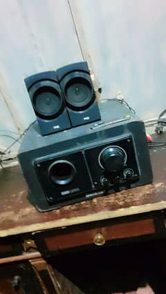 sub woofer usb and mob computer  lcd k sath use karskty h