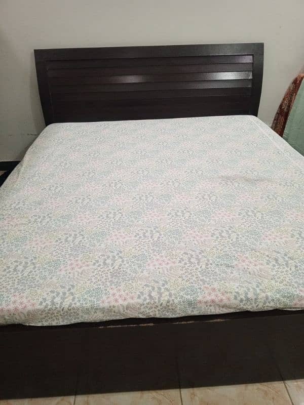 good condition beds 0