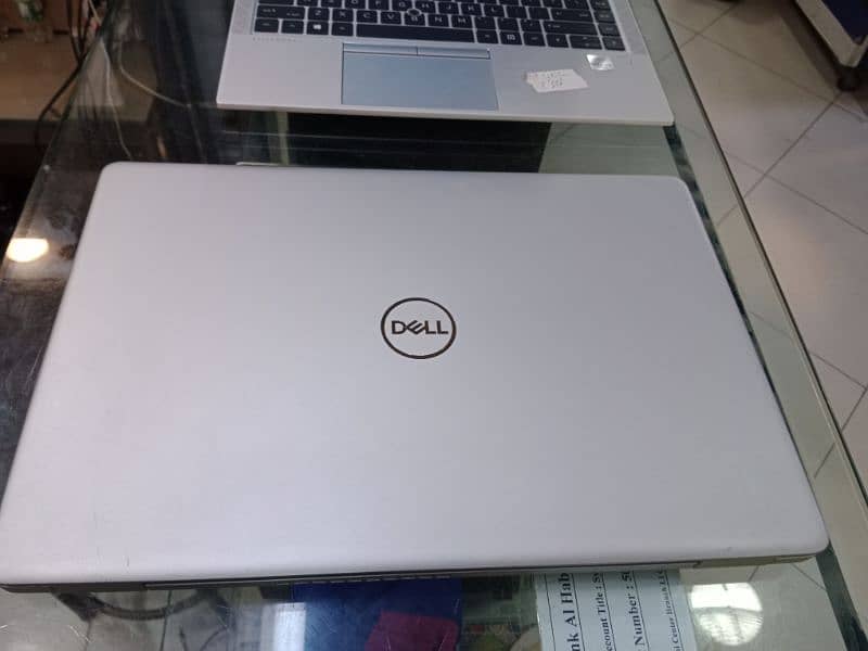 Dell Inspiron 5593 0