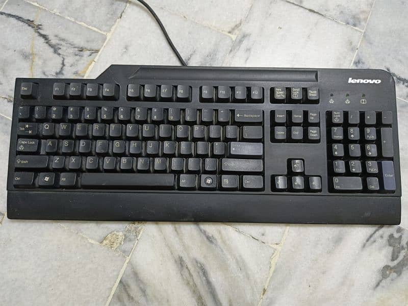 Dell C. P. U Hp L. C. D Lenovo Keyboard for Sell 8