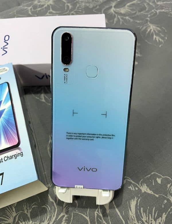 Vivo Y17 8gb 256gb With Box Charger PTA Approved 2