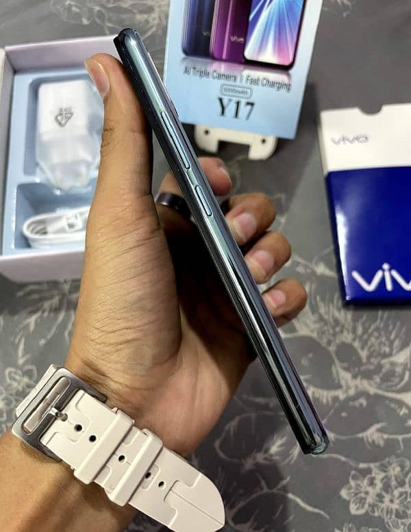 Vivo Y17 8gb 256gb With Box Charger PTA Approved 4