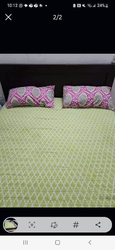 Queen size bed set 0