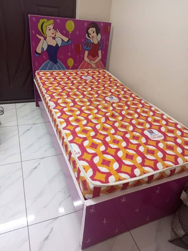 single bed 0