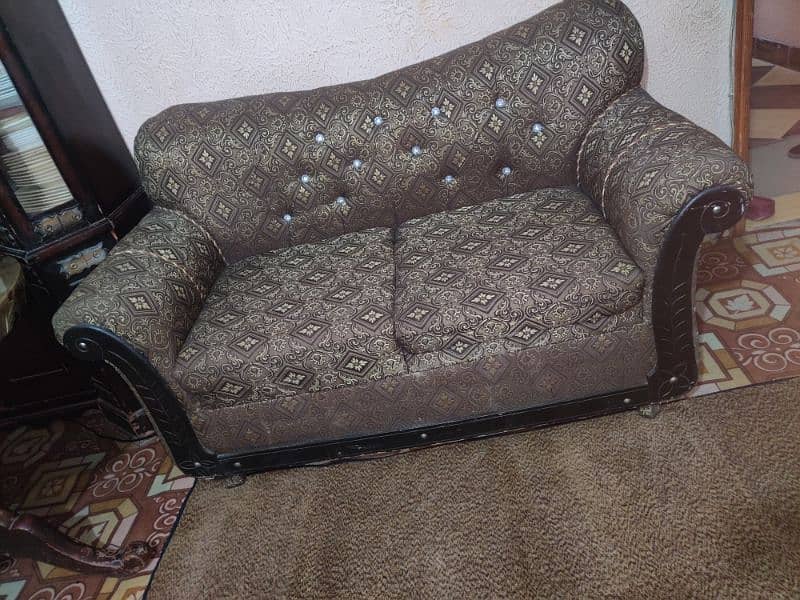 3/2/1 Sofa set good condition for sale 1