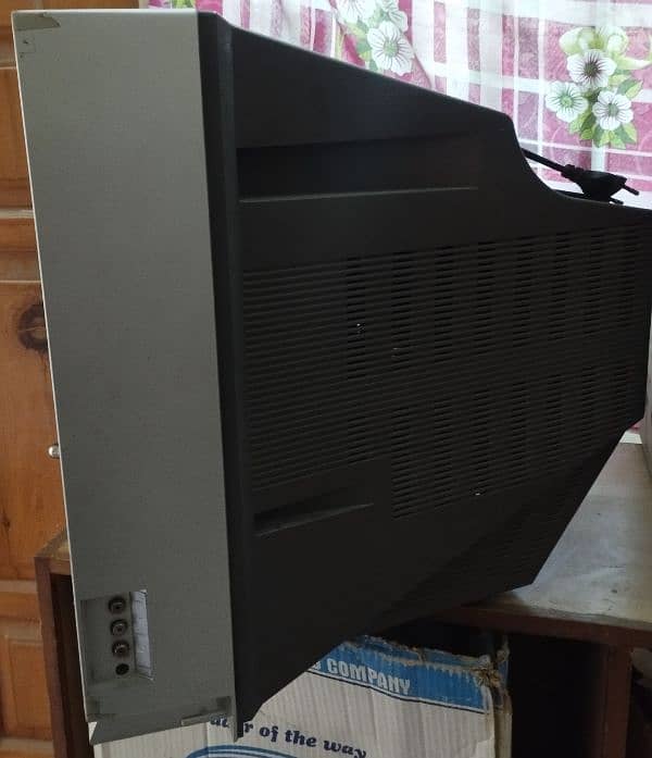 Singer TV for sale 1