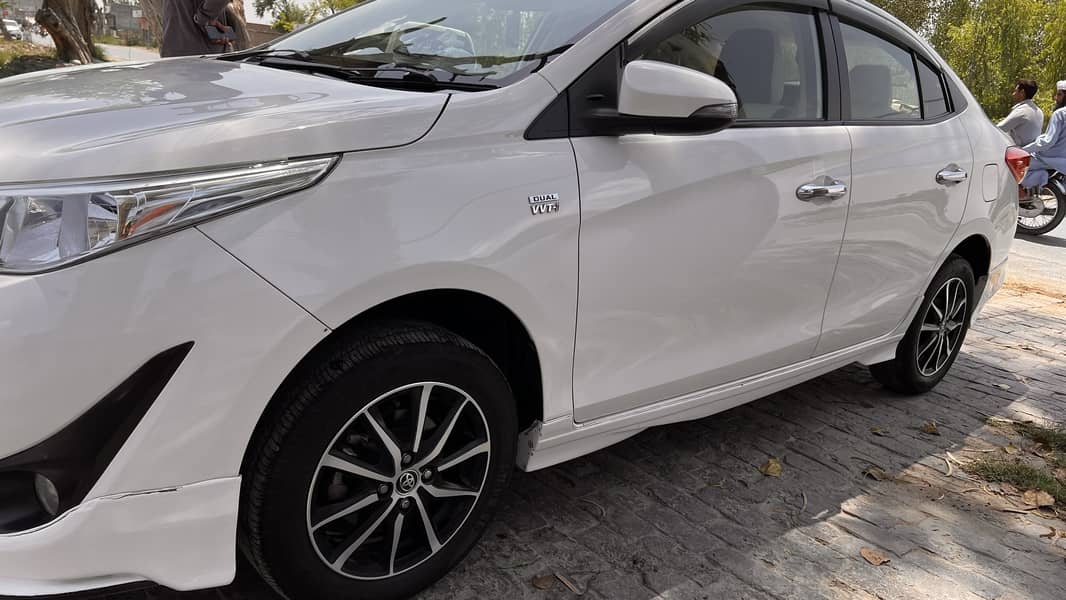 Toyota Yaris 2021 1.5 ATIV X CVT 6