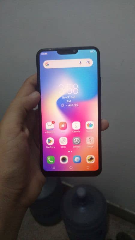 vivo y81i  in 10/9 condition 0