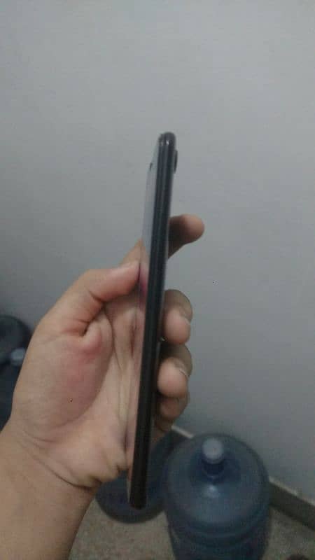 vivo y81i  in 10/9 condition 3