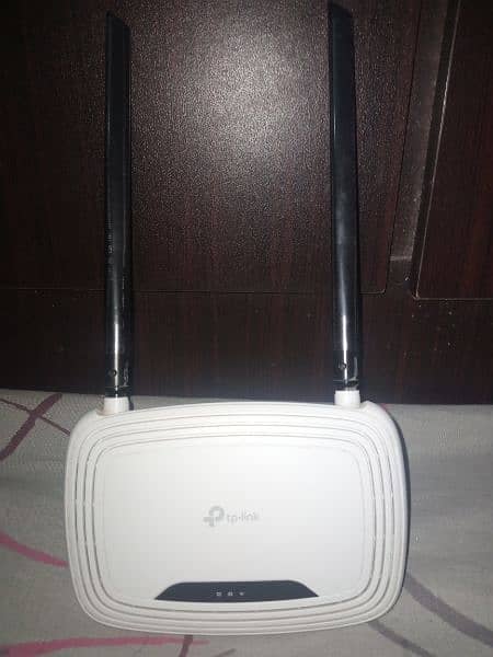 TP Link Double Antenna Router 4