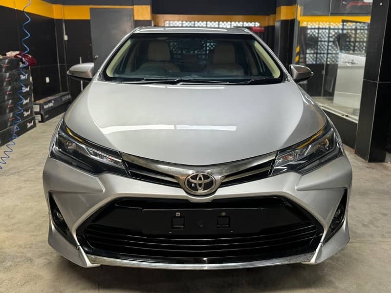 Toyota Altis Grande 2018 4G 0