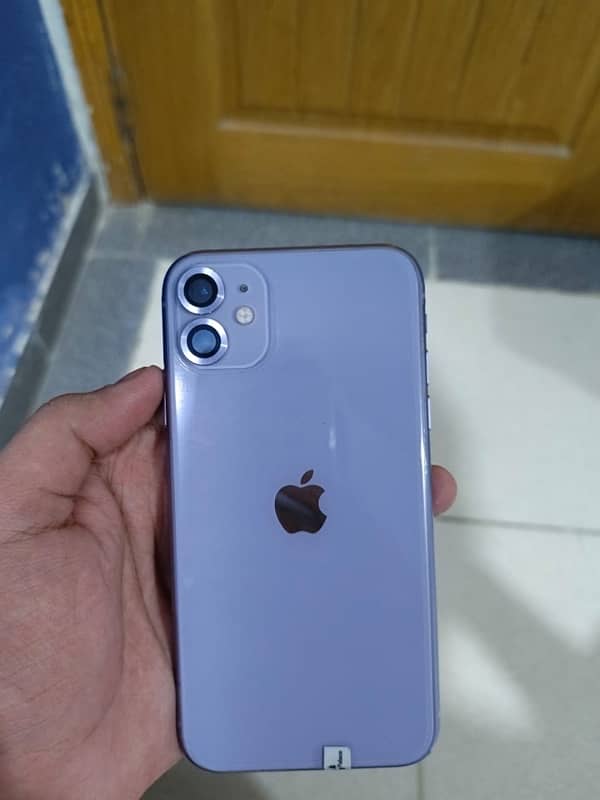 IPHONE 11  9/10 CONDITION 1