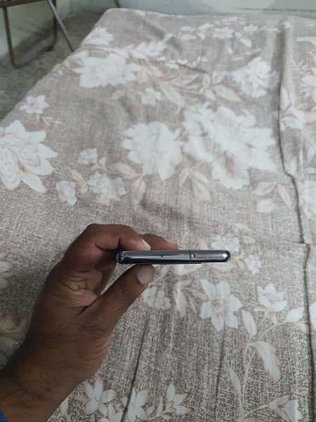 s10+  dual sim 512gb non pta read ad carefully 2