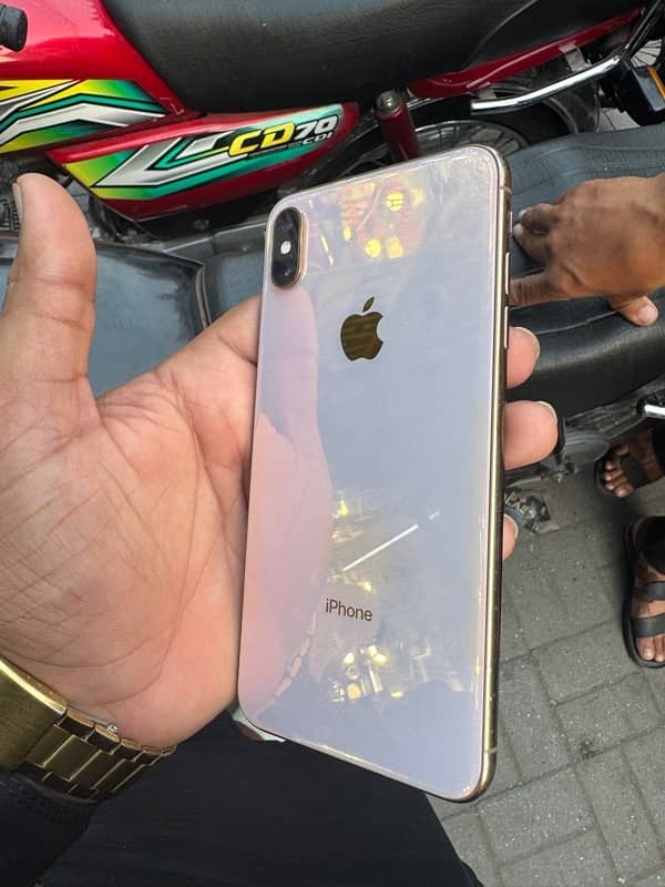 urgent sale iphone xs max 256 0