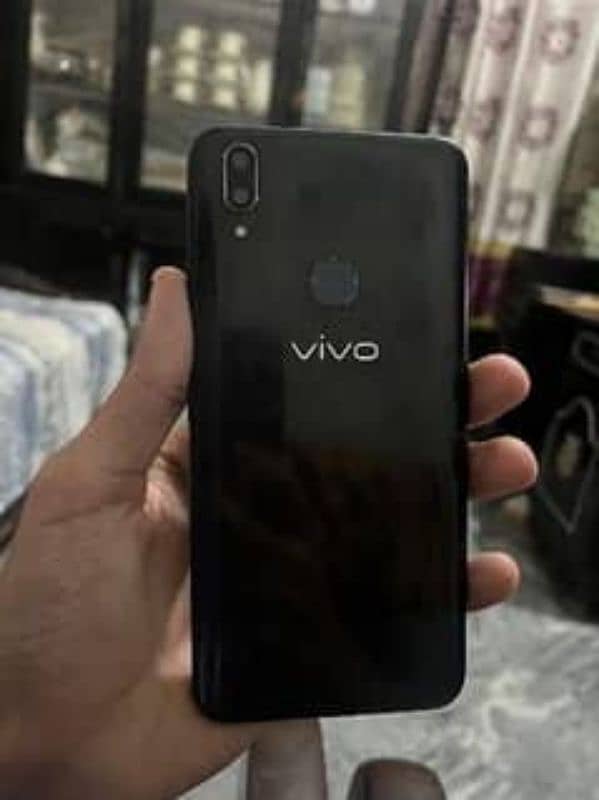 vivo v9 4gb 64gb all OK 0303.71. 91.219 WATSapp 3