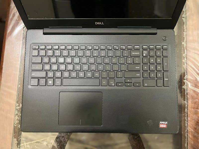 Dell Inspiron 15.6 inches, 7th Gen, AMD A9-9425 (equal to i3) 7