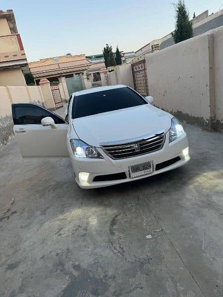 Toyota Crown 2010 0