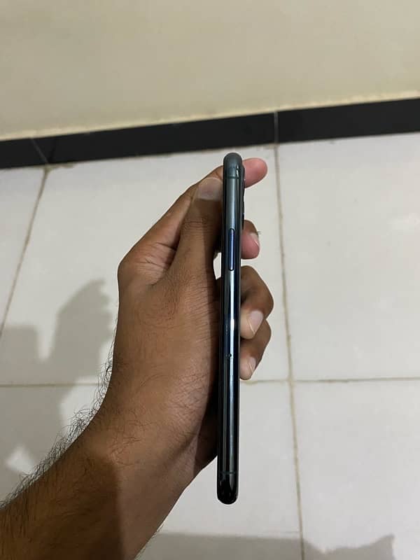 Iphone 11 Pro 256gb Pta approved 3