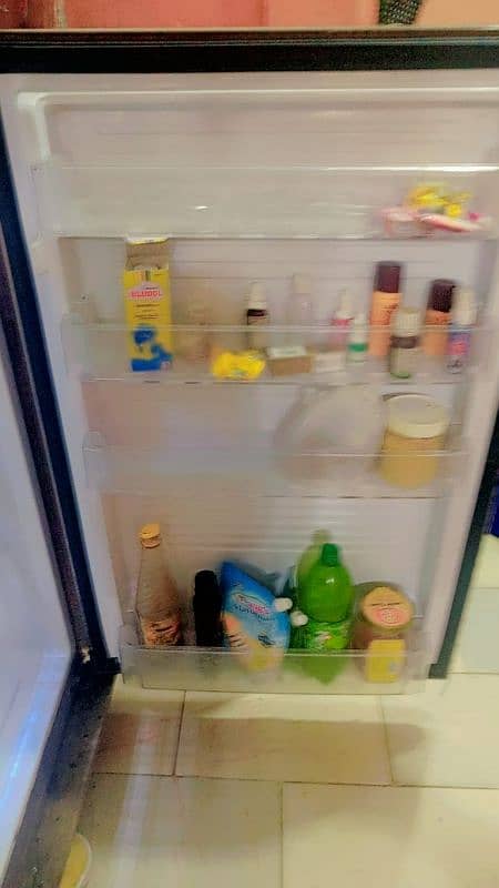 fridge full size  . . 1