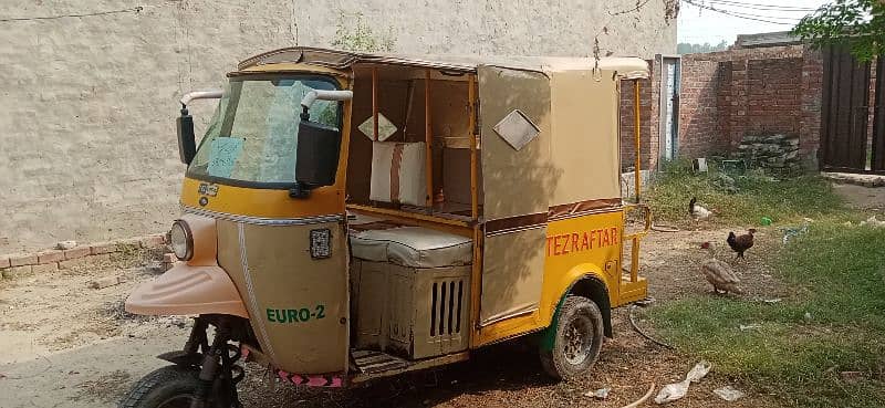 tez raftar rickshaw for sale location Rana town ferozwala 4