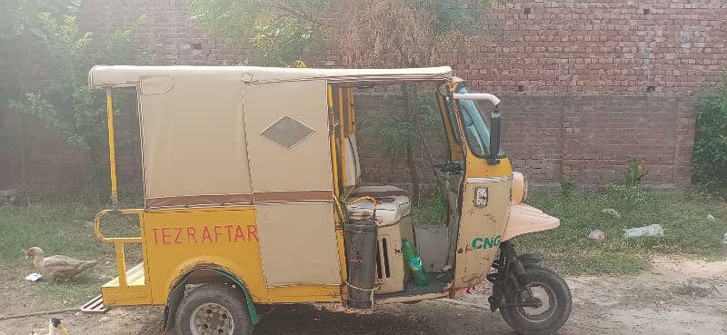 tez raftar rickshaw for sale location Rana town ferozwala 5