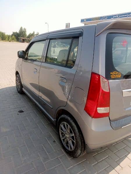 Suzuki Wagon R 2017 3